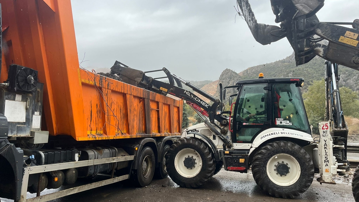 bilecikte siddetli yagis etkili oldu HWTACf2w.jpg