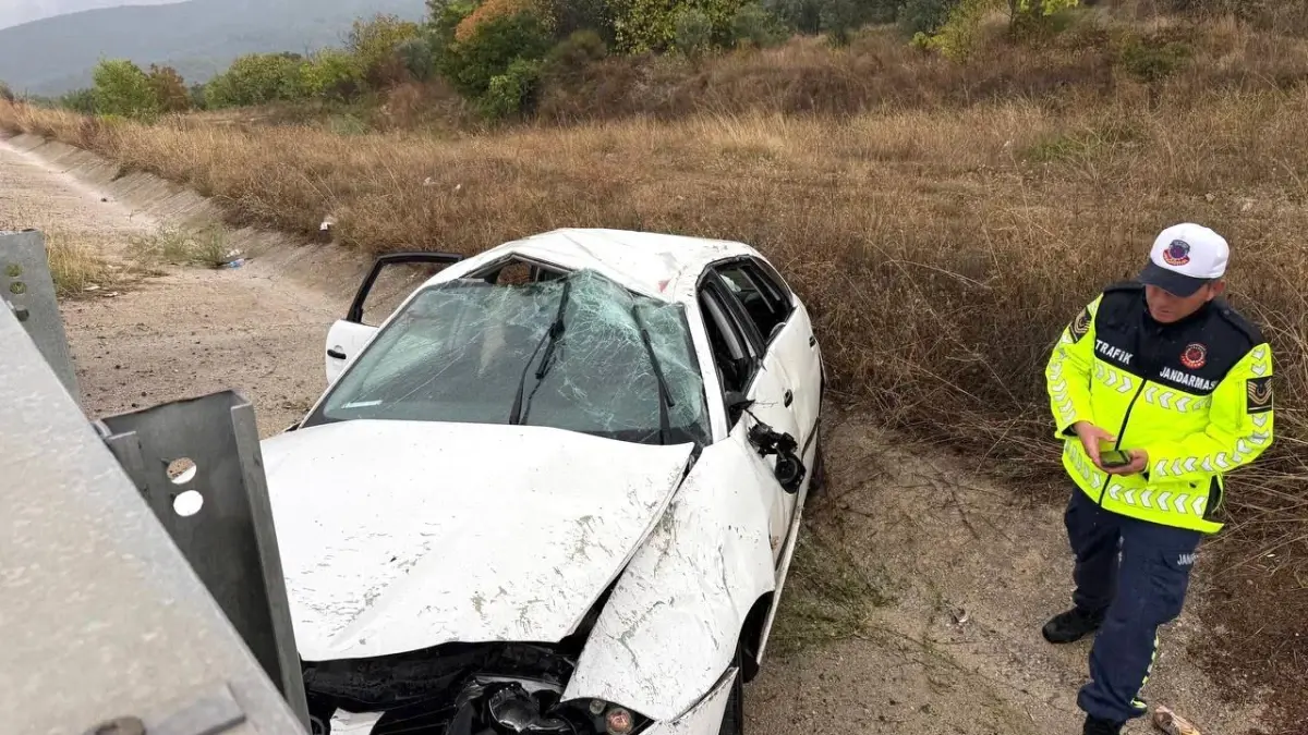 bursada trafik kazasi 4 yarali 6XYiTWqv