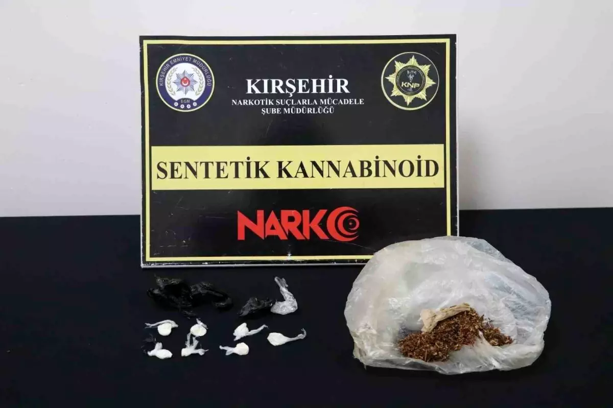 kirsehirde uyusturucu operasyonu 1 tutuklama sBn78SQH.jpg