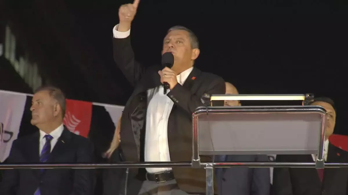 ozgur ozel korku imparatorlugu kuruluyor qsufcG1j