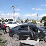 Karsta 3 arac carpisti 5 yarali BpTJFmKu
